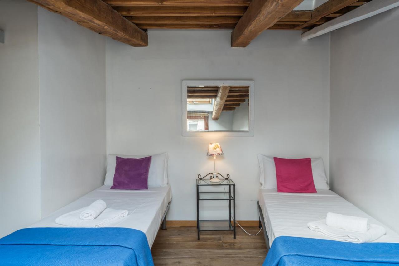 Apartamento Cozy Wooden Apt In Piazza Navona *